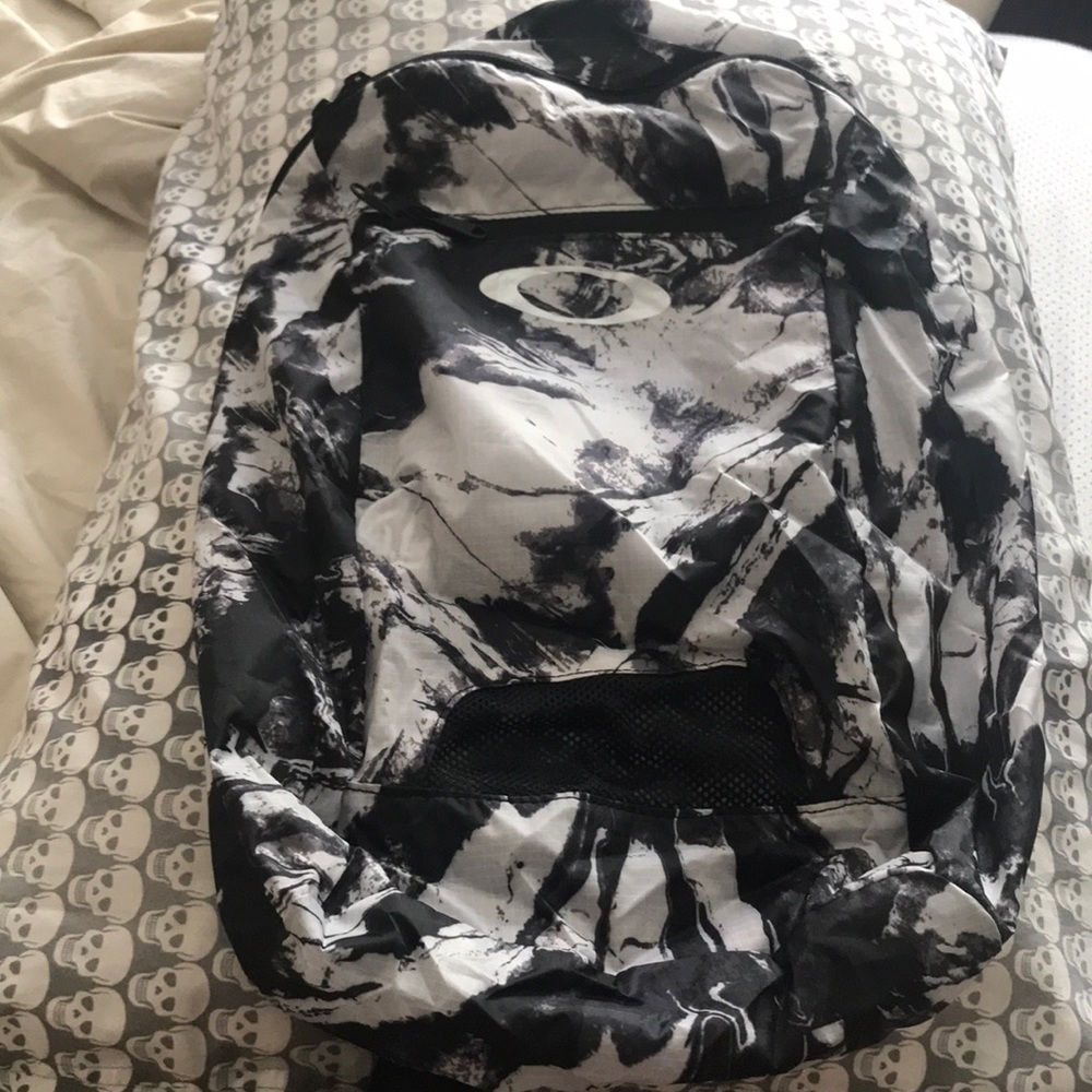 Packable oakley backpack 🎒